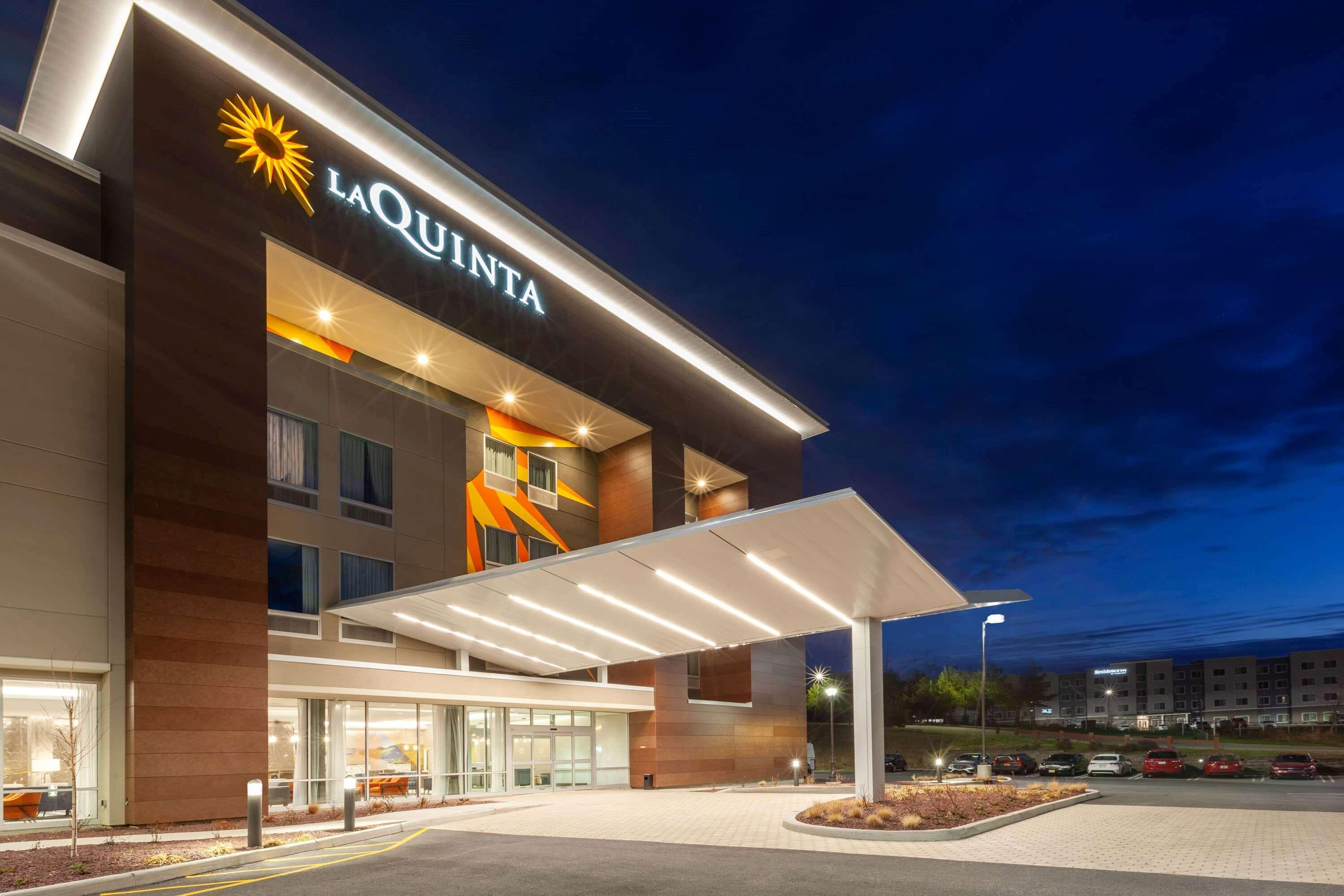 La Quinta Inn & Suites By Wyndham Middletown Exteriér fotografie